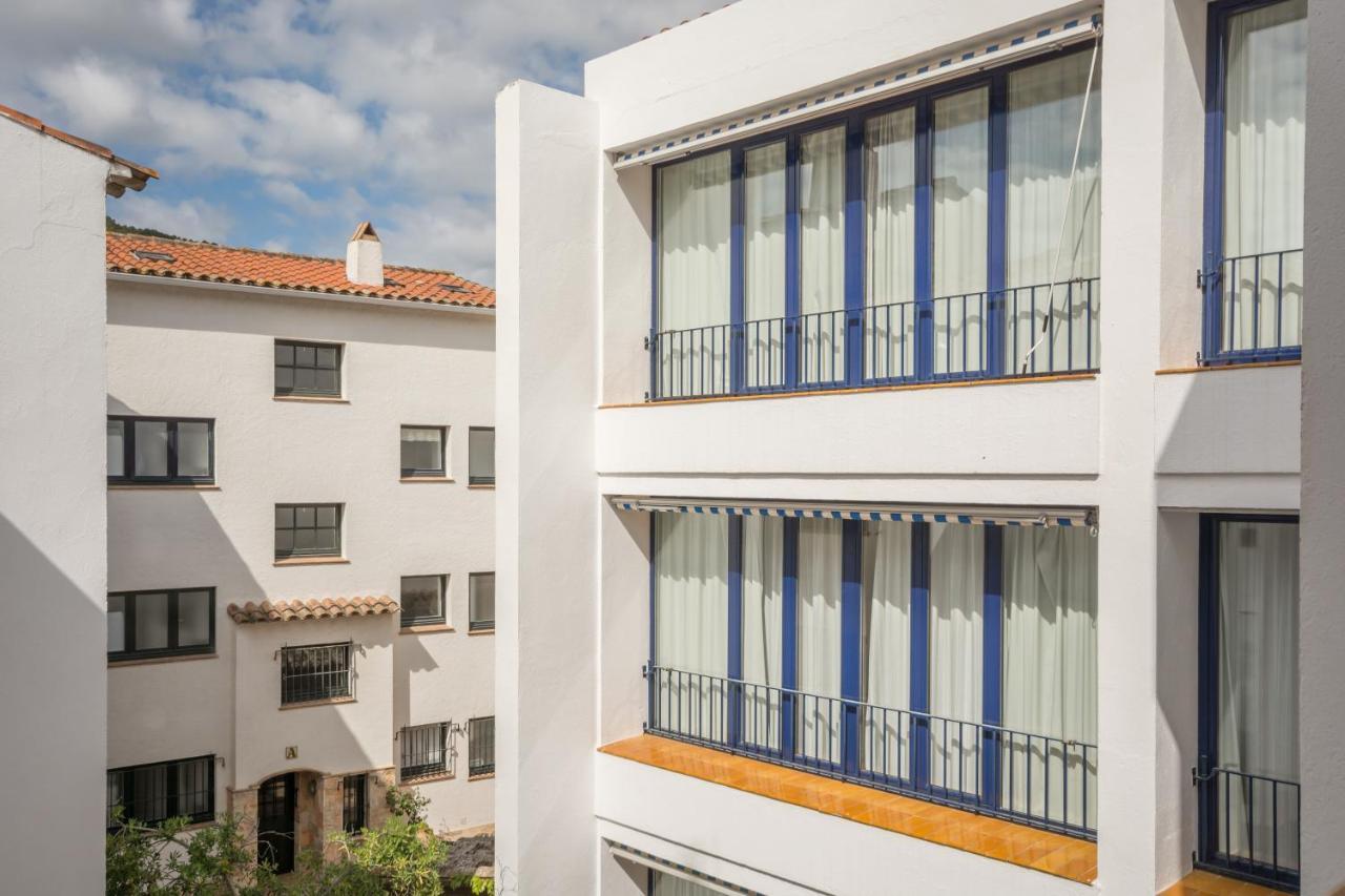 Apartaments Tamariu Rum bild